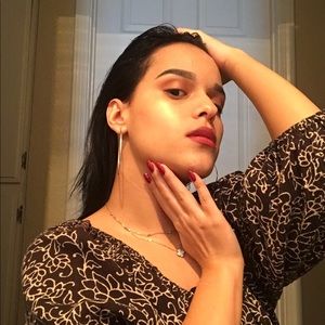 Meet your Posher, Jade